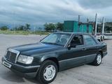 Mercedes-Benz E 230 1992 годаүшін2 250 000 тг. в Шымкент