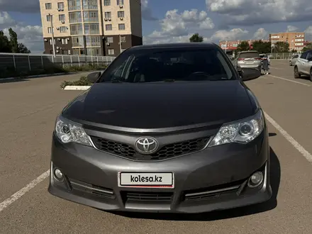 Toyota Camry 2014 года за 5 800 000 тг. в Актобе