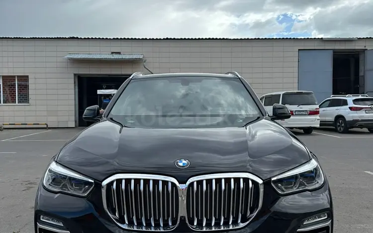 BMW X5 2021 года за 39 900 000 тг. в Астана