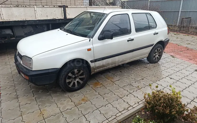 Volkswagen Golf 1993 годаfor700 000 тг. в Караганда