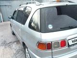 Toyota Ipsum 1997 годаүшін4 000 000 тг. в Усть-Каменогорск – фото 3