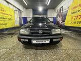 Volkswagen Vento 1993 года за 1 400 000 тг. в Павлодар