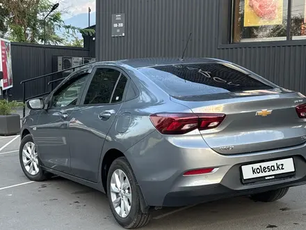 Chevrolet Onix 2023 года за 7 650 000 тг. в Алматы – фото 2