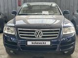 Volkswagen Touareg 2006 годаүшін3 850 000 тг. в Костанай