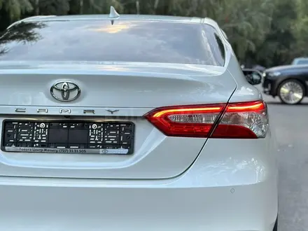 Toyota Camry 2019 года за 12 950 000 тг. в Алматы – фото 9