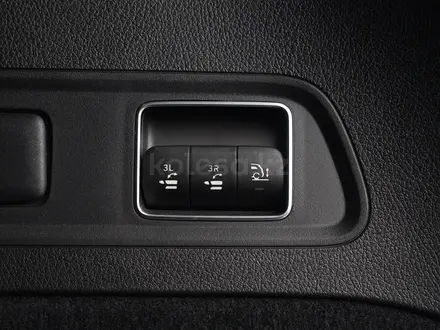 Mercedes-Benz GLS 450 2021 года за 42 000 000 тг. в Астана – фото 13