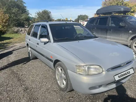 Ford Escort 1998 года за 1 400 000 тг. в Астана – фото 2