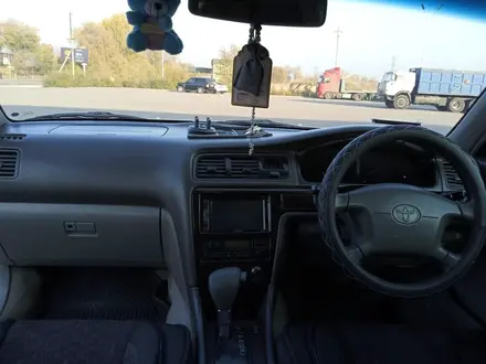 Toyota Mark II 1997 года за 2 800 000 тг. в Алматы – фото 4