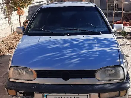 Volkswagen Golf 1994 года за 400 000 тг. в Жанаозен