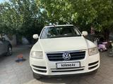 Volkswagen Touareg 2004 годаүшін4 750 000 тг. в Алматы