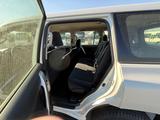 Toyota Land Cruiser Prado 2014 года за 14 300 000 тг. в Атырау – фото 5