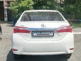 Toyota Corolla 2013 годаүшін7 400 000 тг. в Семей – фото 2