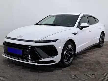 Hyundai Sonata 2024 года за 13 890 000 тг. в Алматы