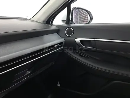 Hyundai Sonata 2024 года за 13 890 000 тг. в Алматы – фото 25