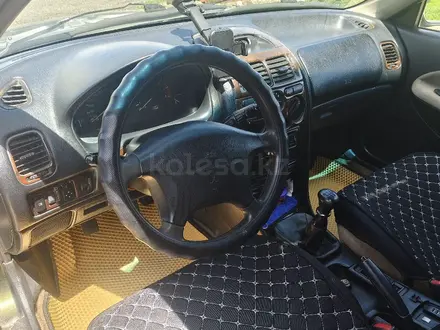 Mitsubishi Carisma 1995 года за 1 200 000 тг. в Алматы