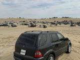 Mercedes-Benz ML 55 AMG 2000 года за 7 700 000 тг. в Жанаозен – фото 3