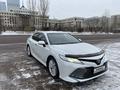 Toyota Camry 2019 годаfor15 500 000 тг. в Астана – фото 3