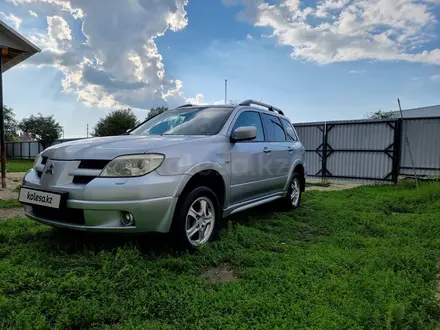 Mitsubishi Outlander 2006 года за 5 200 000 тг. в Усть-Каменогорск – фото 5