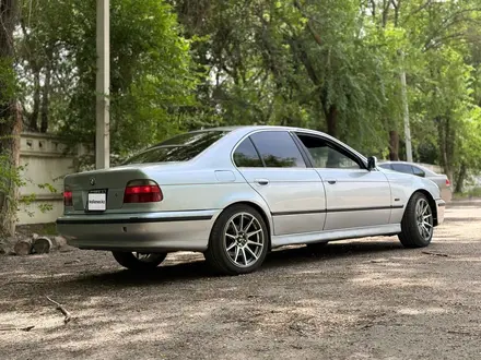 BMW 528 1998 года за 2 900 000 тг. в Алматы – фото 8
