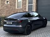 Tesla Model Y 2022 года за 16 500 000 тг. в Шымкент – фото 4