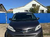 Toyota Sienna 2018 года за 13 000 000 тг. в Уральск