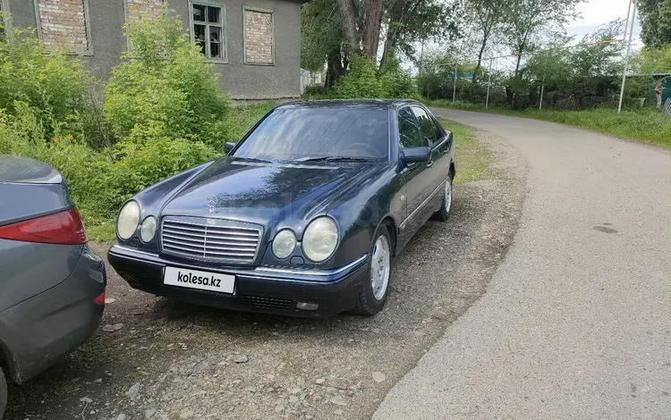 Mercedes-Benz E 280 1997 годаүшін3 300 000 тг. в Талдыкорган