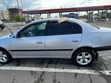Toyota Avensis 2001 года за 2 000 000 тг. в Талшик – фото 2