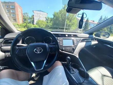 Toyota Camry 2019 года за 10 500 000 тг. в Усть-Каменогорск – фото 10