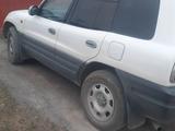 Toyota RAV4 1995 годаүшін2 700 000 тг. в Семей