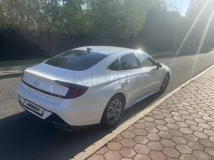 Hyundai Sonata 2020 года за 9 899 999 тг. в Астана – фото 10