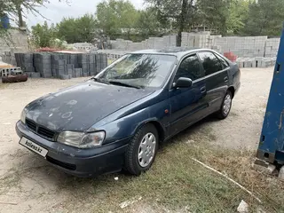 Toyota Carina E