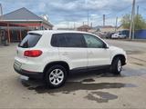 Volkswagen Tiguan 2013 года за 5 500 000 тг. в Атырау – фото 4
