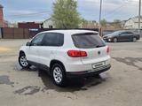 Volkswagen Tiguan 2013 года за 5 500 000 тг. в Атырау – фото 3