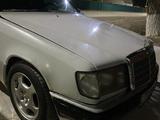 Mercedes-Benz E 230 1990 года за 600 000 тг. в Кызылорда – фото 2