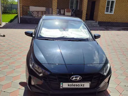 Hyundai i20 2023 года за 7 100 000 тг. в Усть-Каменогорск