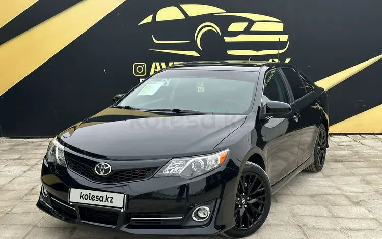 Toyota Camry 2014 годаүшін9 700 000 тг. в Атырау