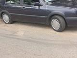 Volkswagen Vento 1992 года за 1 100 000 тг. в Алматы – фото 4