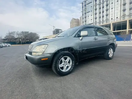 Lexus RX 300 2001 года за 6 000 000 тг. в Актау – фото 5