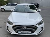 Hyundai Elantra 2016 годаүшін7 800 000 тг. в Актау – фото 2