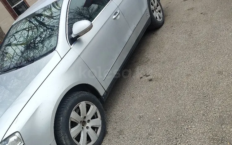 Volkswagen Passat 2007 годаүшін2 600 000 тг. в Шымкент