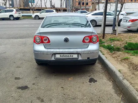 Volkswagen Passat 2007 года за 2 600 000 тг. в Шымкент – фото 10