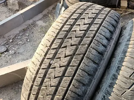 ОДНА шина 275/70 R16 — "Bridgestone Dueler HL" (Канада), летняя. за 35 000 тг. в Астана – фото 2