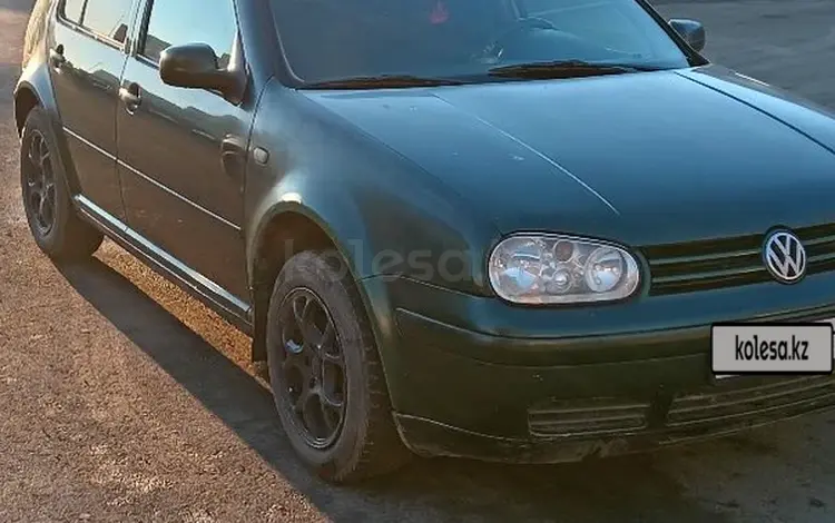 Volkswagen Golf 1999 годаүшін1 700 000 тг. в Атырау