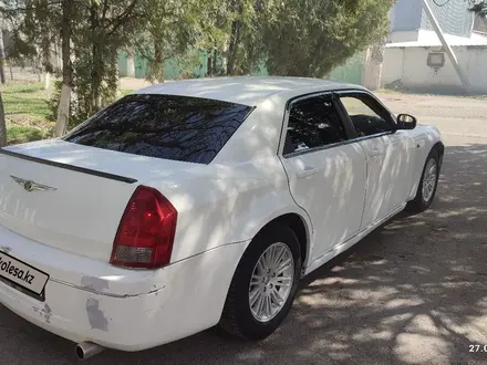 Chrysler 300C 2006 года за 2 000 000 тг. в Алматы – фото 3