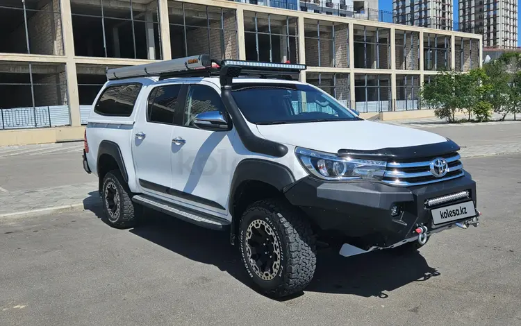 Toyota Hilux 2017 года за 18 500 000 тг. в Астана