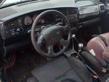 Volkswagen Golf 1996 годаүшін900 000 тг. в Уральск – фото 2