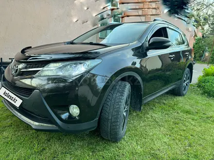 Toyota RAV4 2014 года за 12 000 000 тг. в Алматы – фото 2