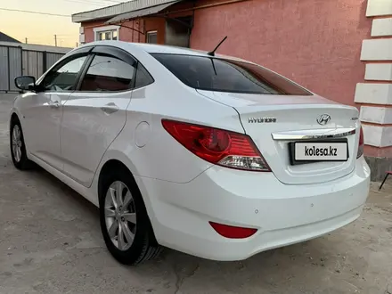 Hyundai Accent 2013 года за 5 500 000 тг. в Атырау – фото 3