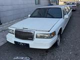 Lincoln Town Car 1996 года за 700 000 тг. в Караганда