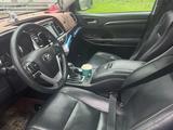 Toyota Highlander 2016 годаүшін12 000 000 тг. в Актобе – фото 4